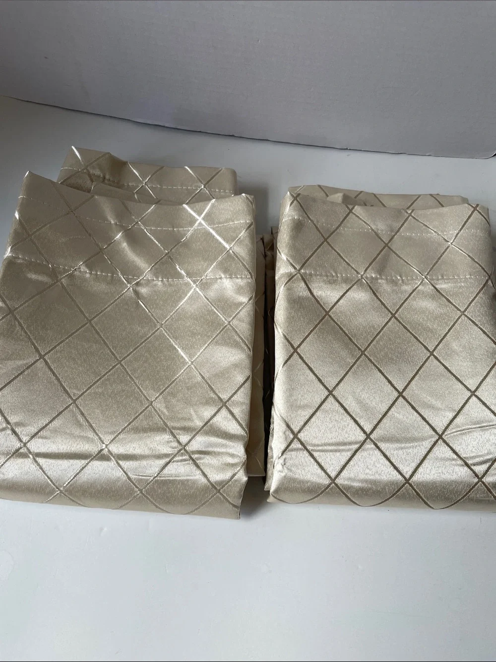 Unbranded 1 pair Diamond-Quilted Cream Curtain Panels 41 x 63 Lined NWOT